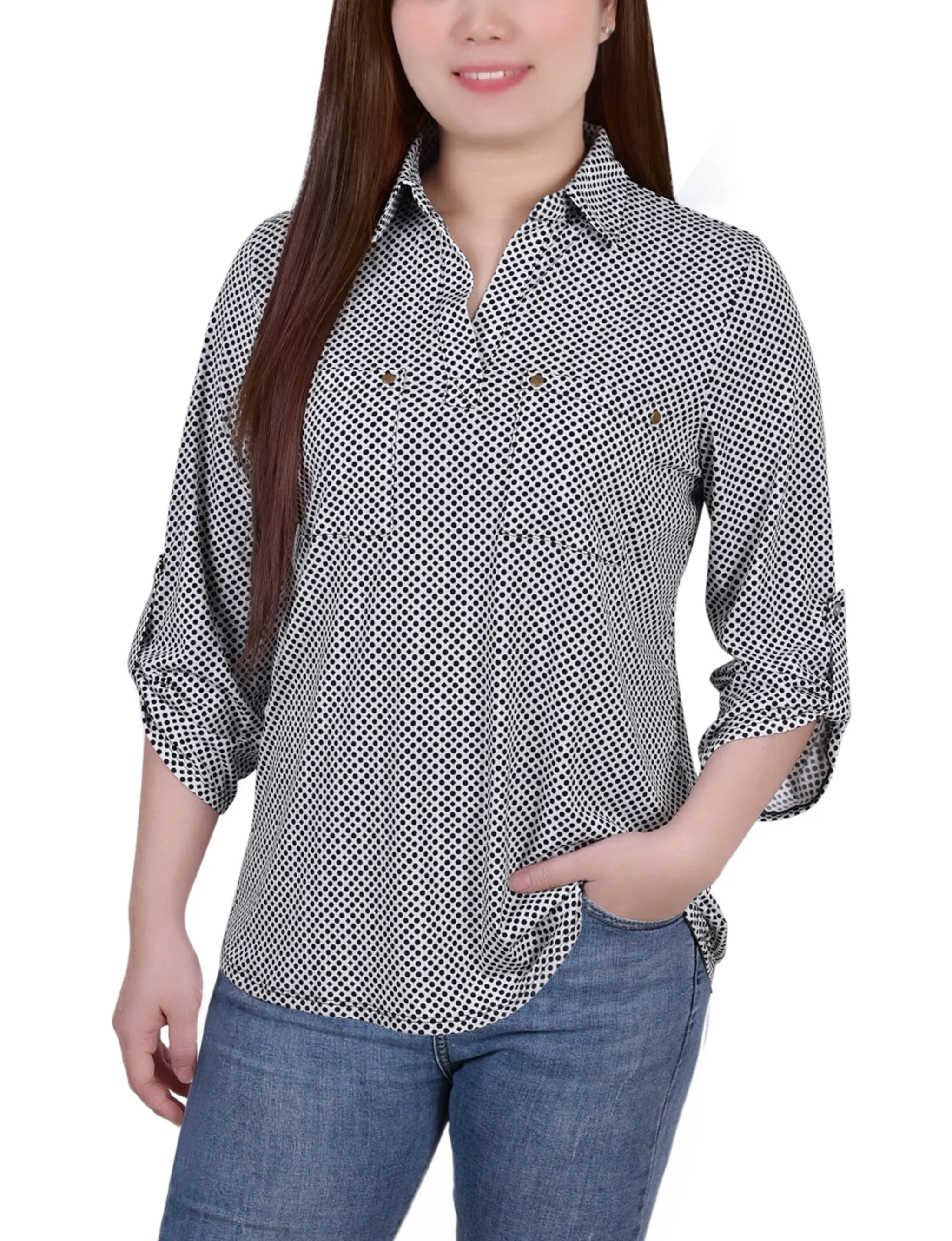 TurtleneckDesign TaglessNecklineComfort 3/4 Roll Tab Sleeve Studded Y Neck Top