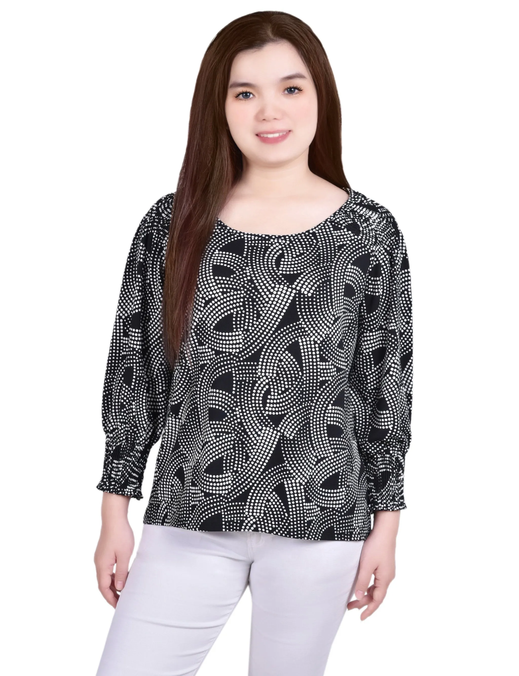 Flexible Hemline 3/4 Smocked Detail Top