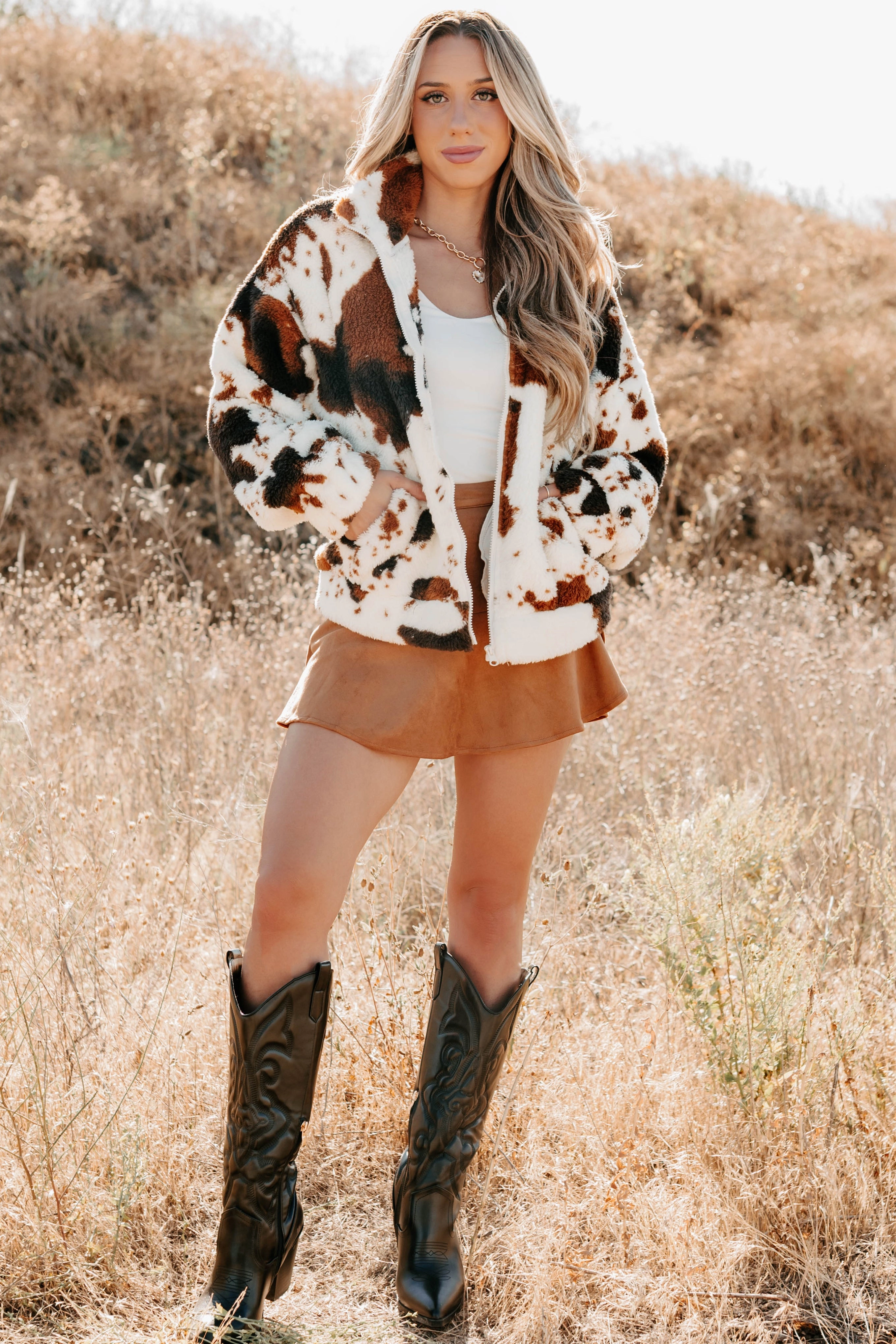 Active Movement Durable Outerwear Cozying Up Cow Print Zip-Up Jacket (Brown/Multi)