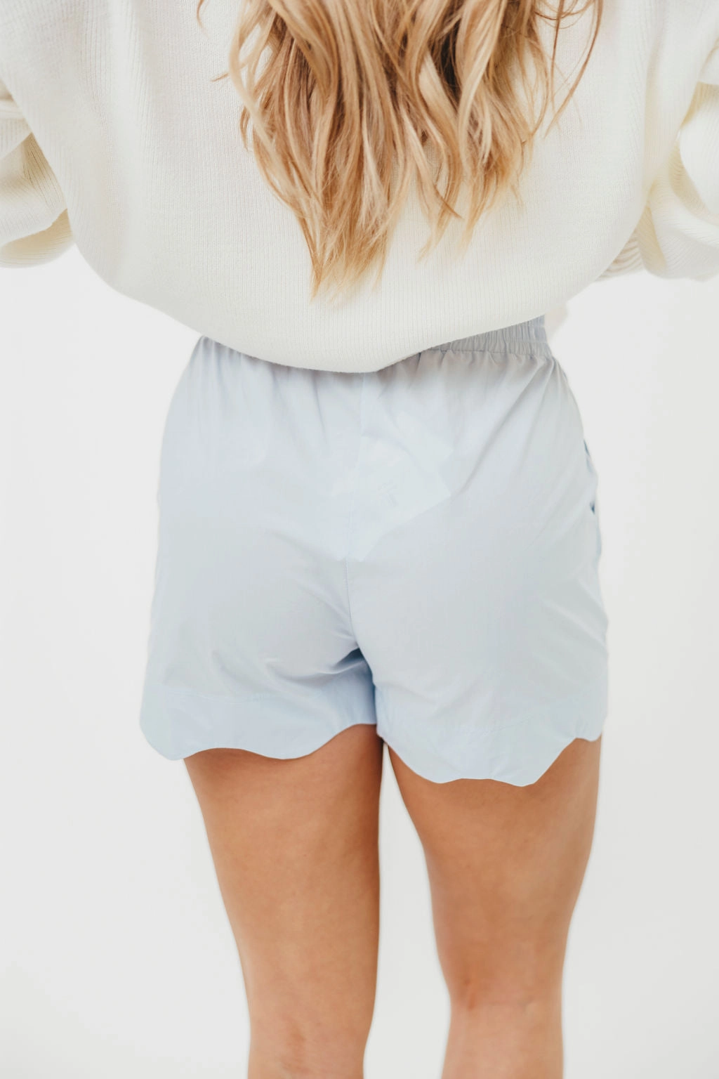 embroidery details Comfortable fit Ricci Scallop Shorts in Blue