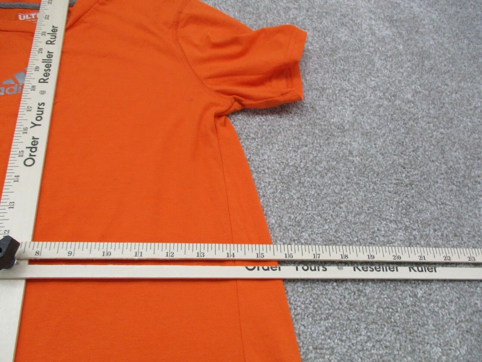 Adidas Ultimate Sports T-Shirt Women s Medium Orange Short Sleeves Logo T-Shirt