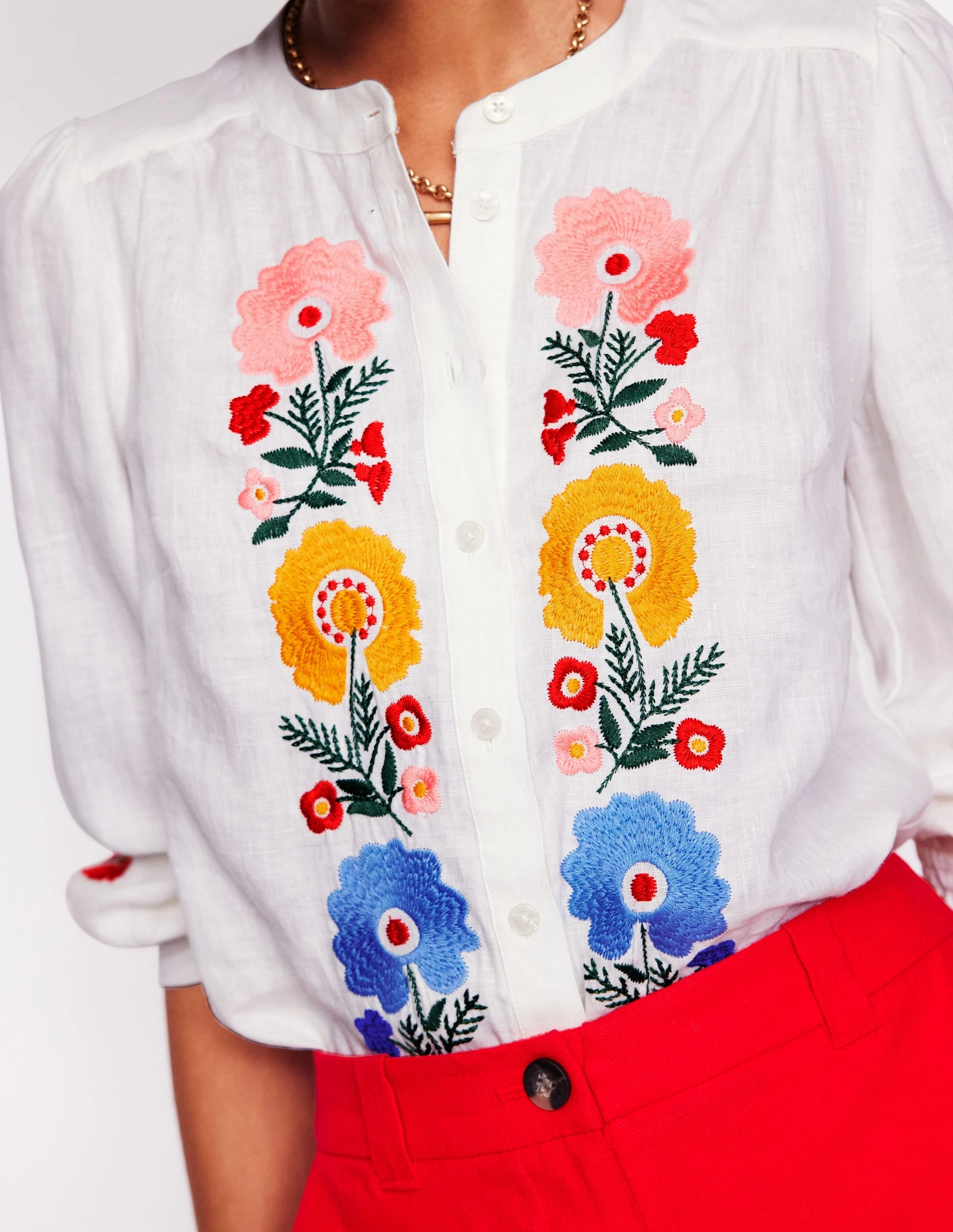 FadeResistant QuickDryTechnology Alicia Linen Top-White, Floral Embroidery