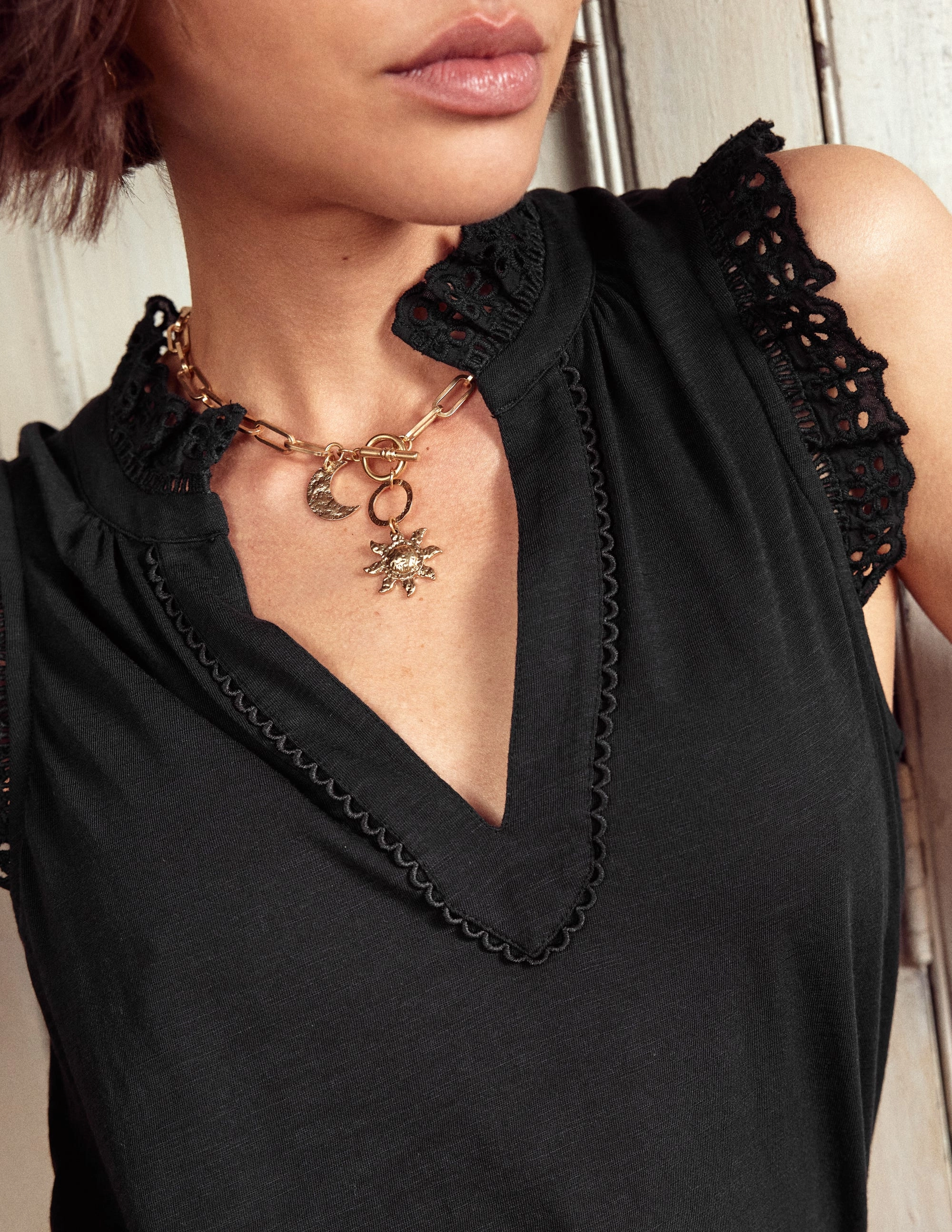 Aria Broderie Trim Vest-Black Breathable3DKnit No Iron Fabric