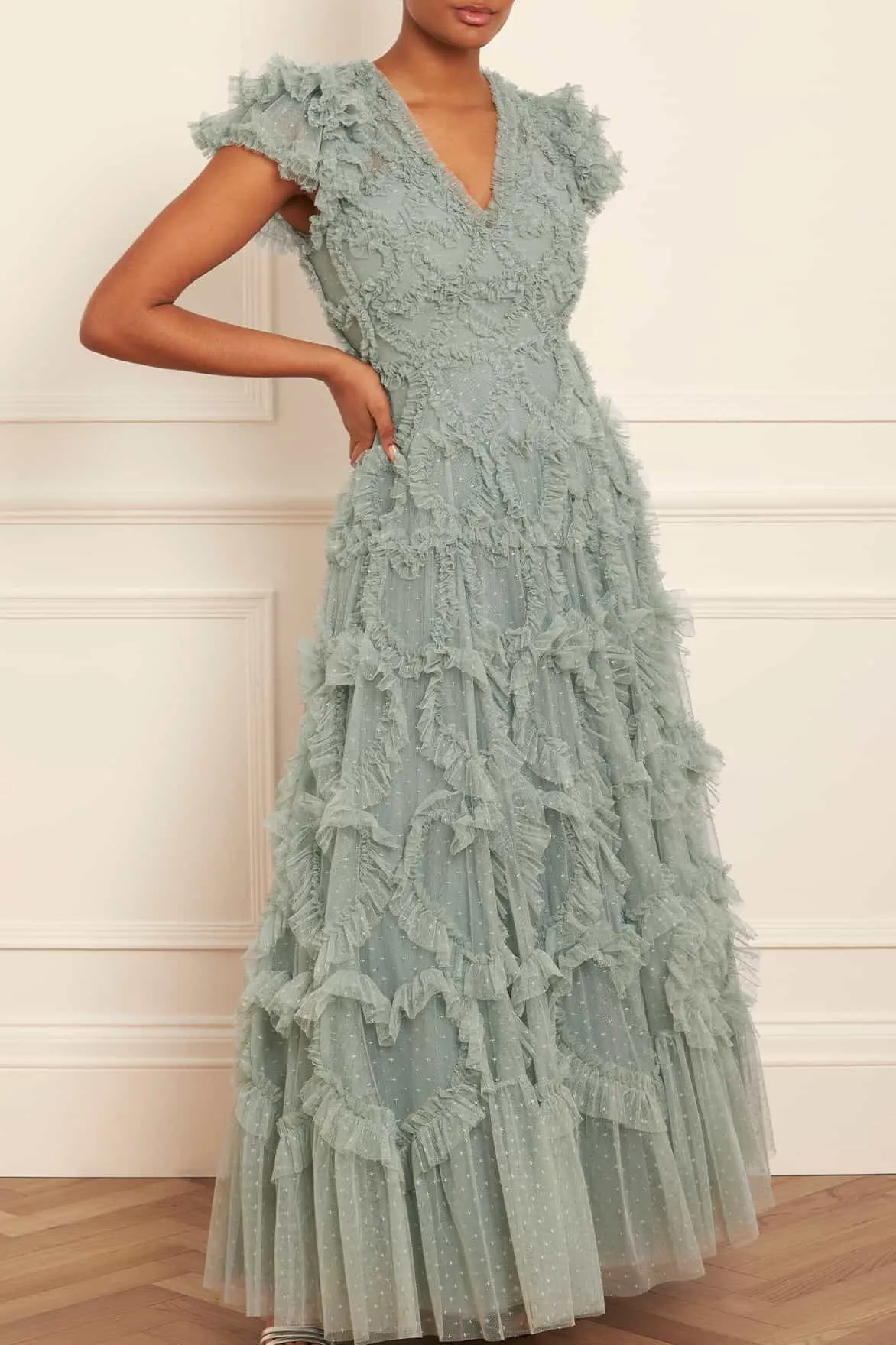 tailored look Stylish Pick Amorette V-Neck Gown