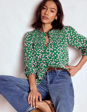 Bound Seam Finish Summer Wardrobe Elsa Smocked Yoke Jersey Shirt-Highland Green, Heart Cascade