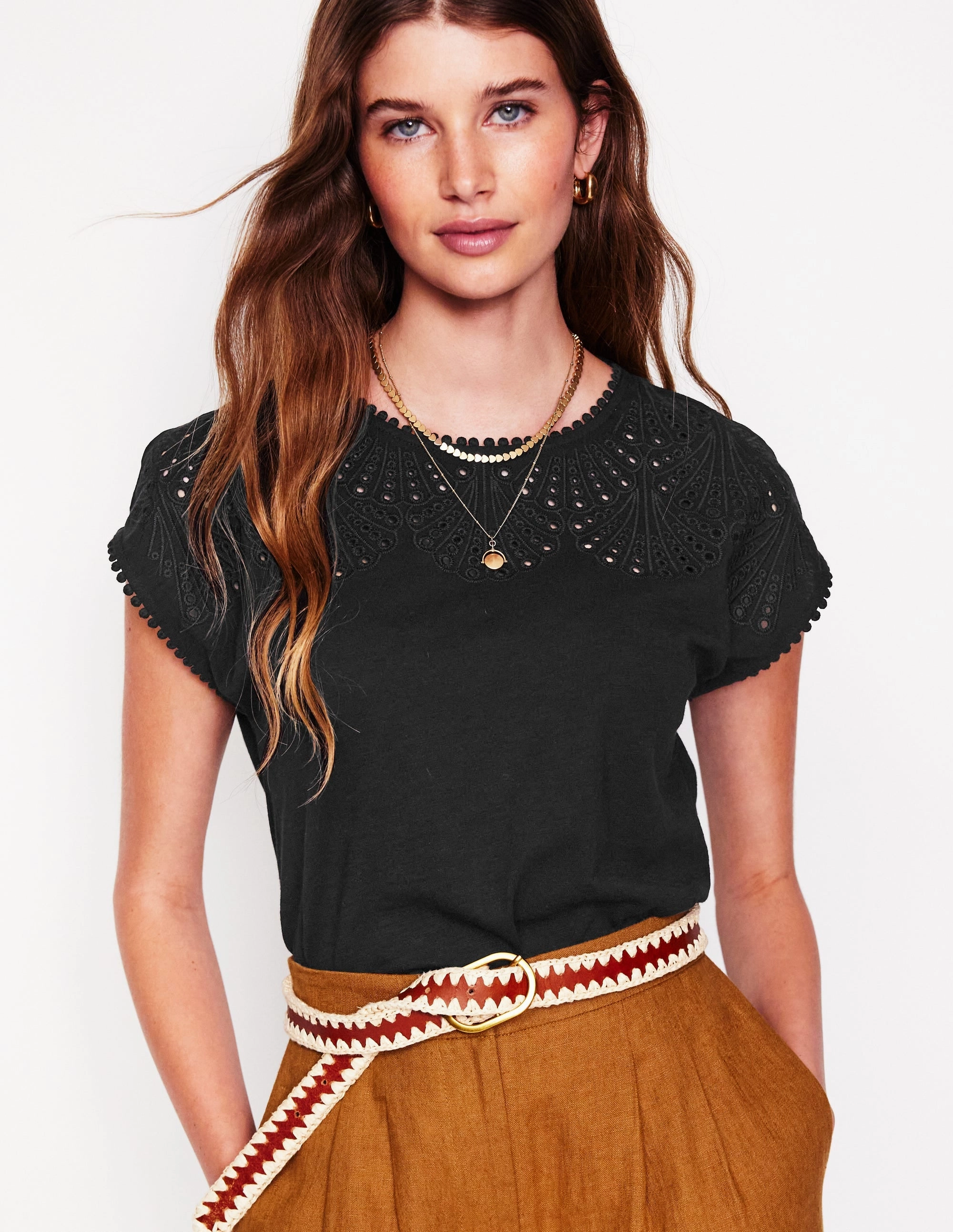 Anya Broderie T-shirt-Black Water Repellent Coating