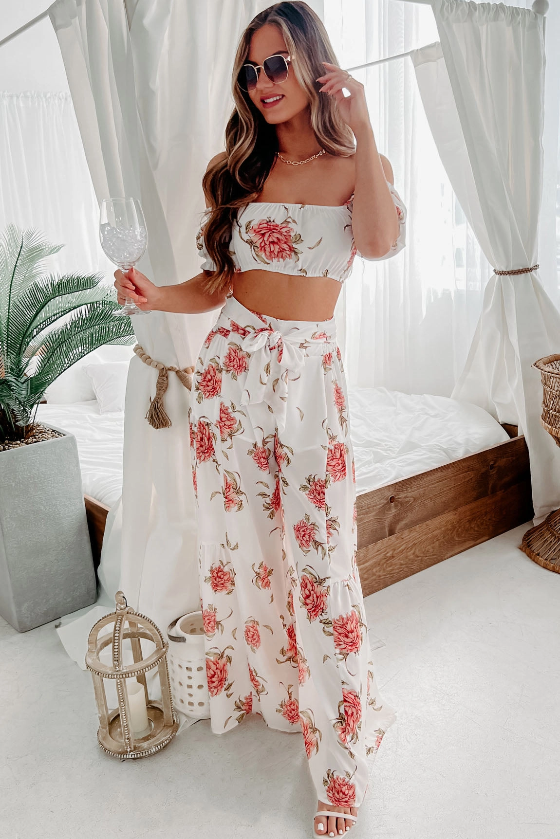 Compact Jacquard Weave Weighted Hem Audrina Floral Crop Top & Wide Leg Pant Two Piece Set (White Coral)