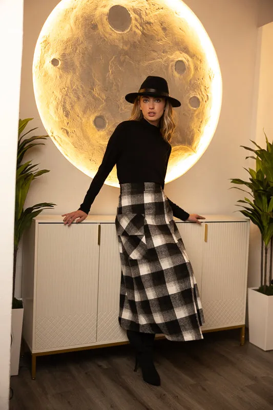 Street Attire All Day B&W Plaid Skirt