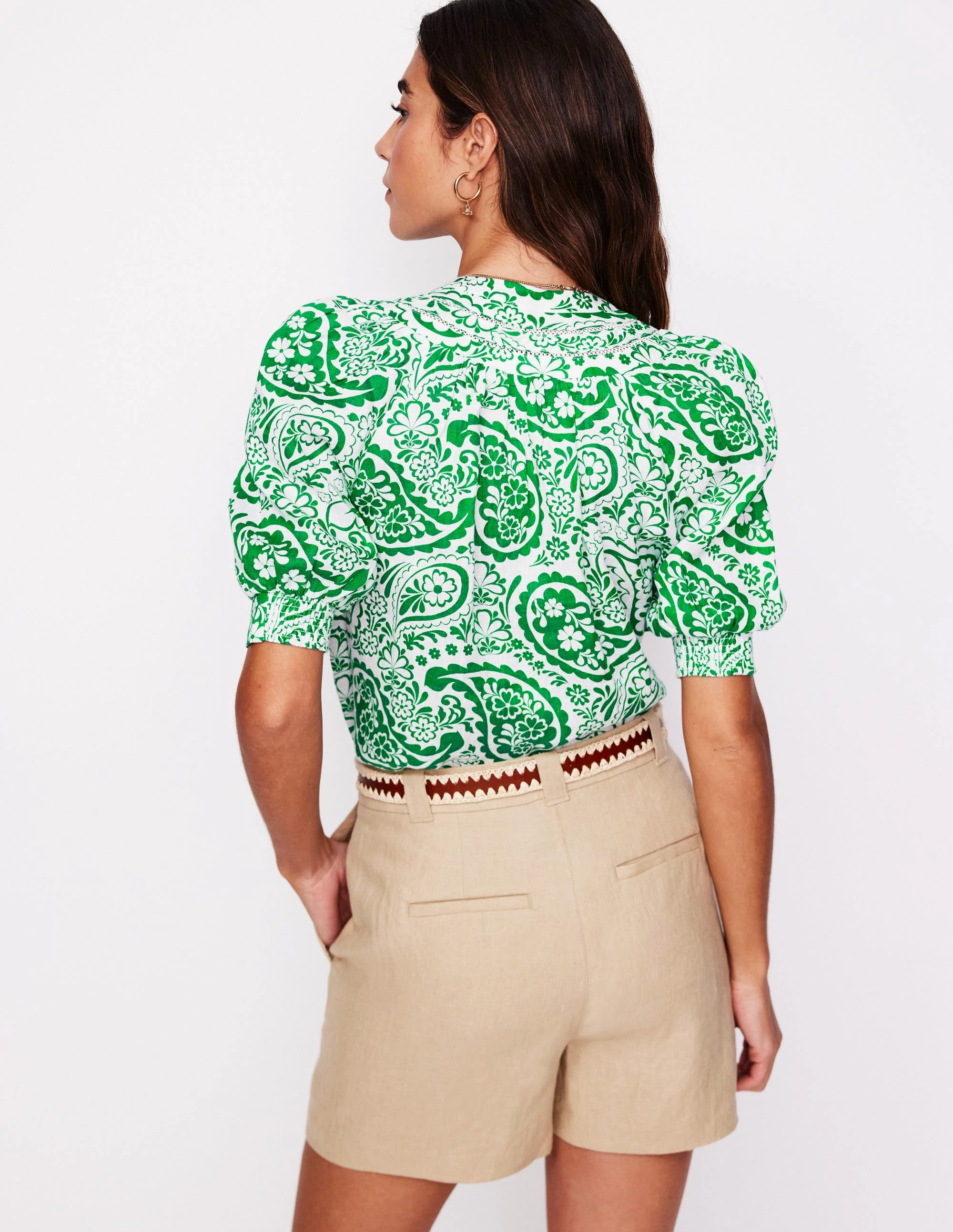 Bea Linen Top-Rich Emerald, Meadow Paisley Placket Detailing Stretchable Material
