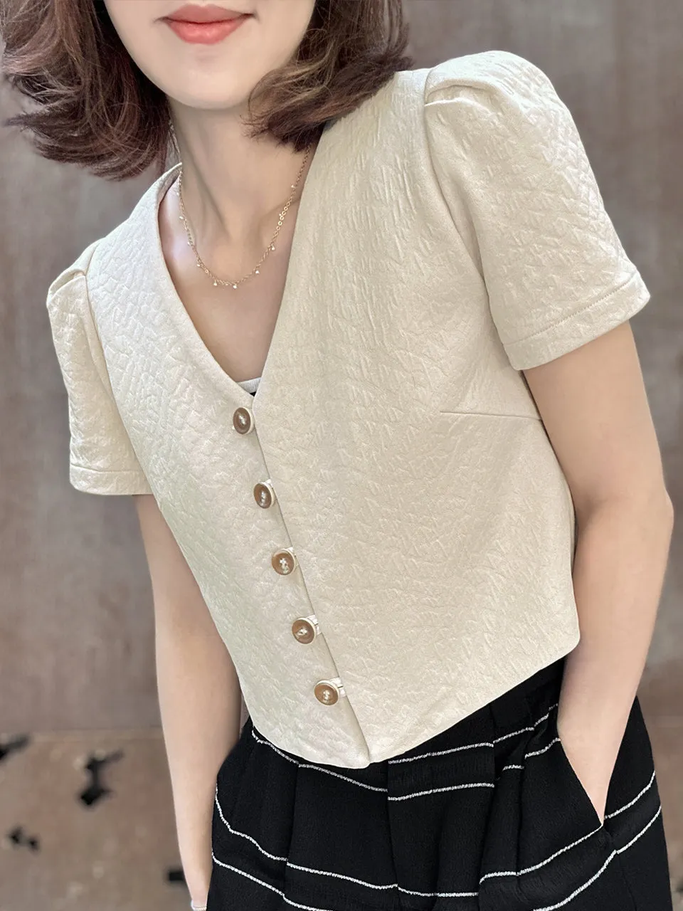 Beige Puff Shoulder V-neck Little Crop Quilted Jacket