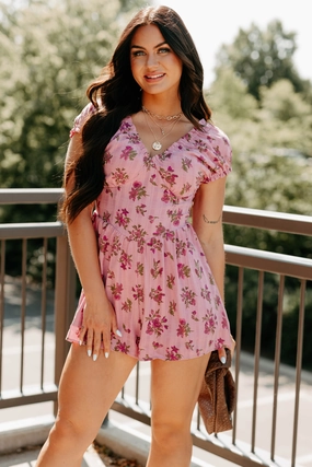 Go To Wear Lightweight Layer Bloom For You Short Sleeve Floral Romper (Pink)