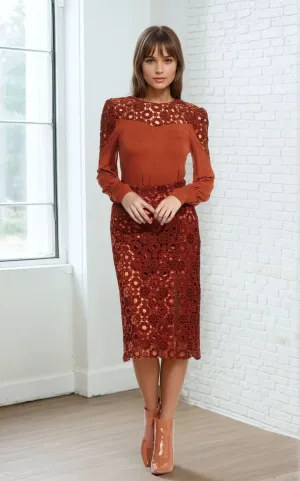 Crisp Edge Brina Skirt ?C Sumatra Lace