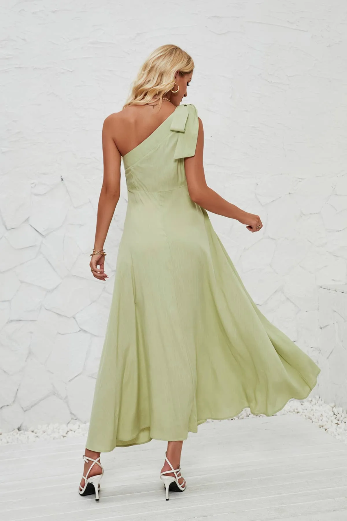 Fit Vibe BOW ONE-SHOULDER BELTED DRESS_CWDMD1831