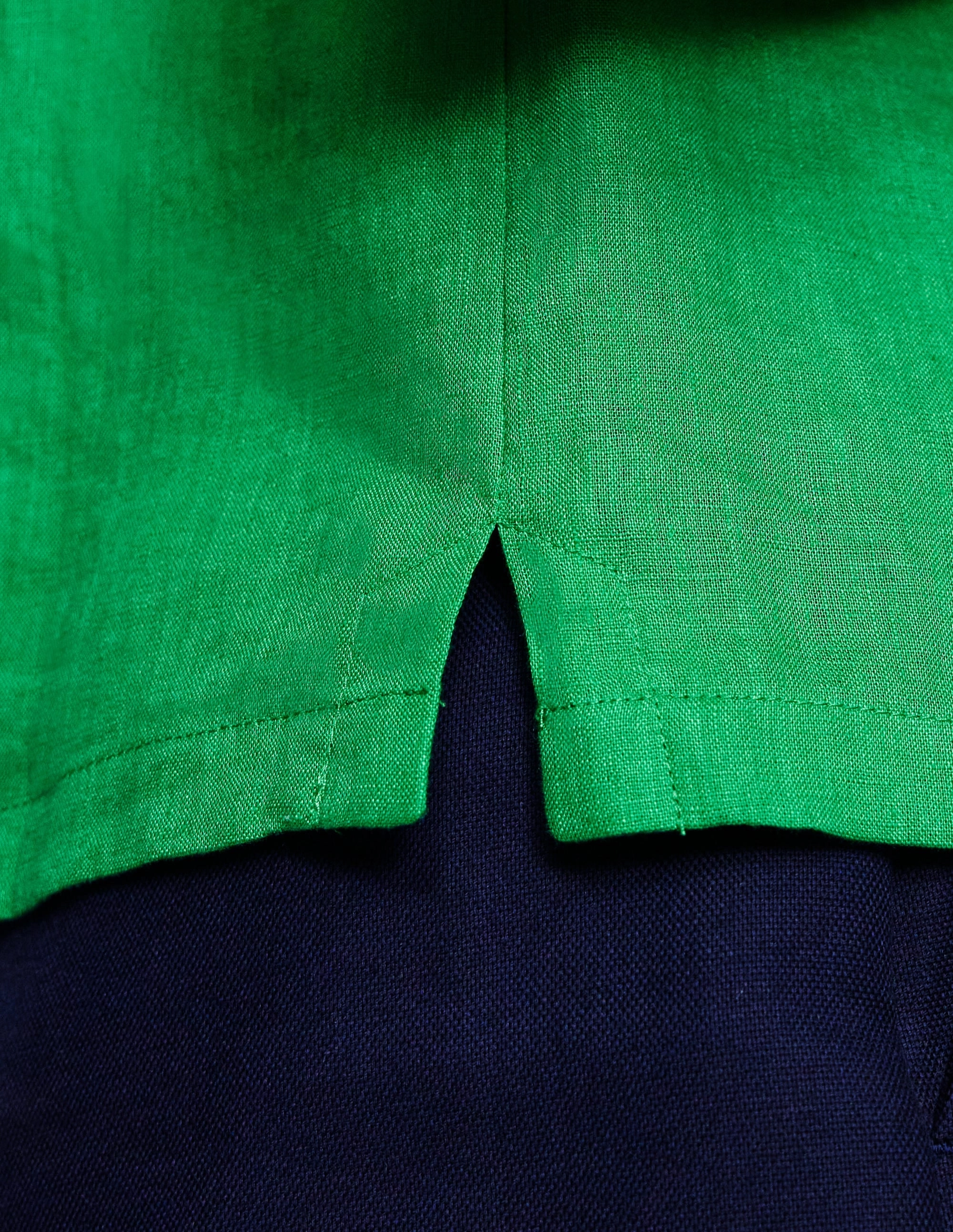 RibbedTrim Linen Shell Top-Sapling Green