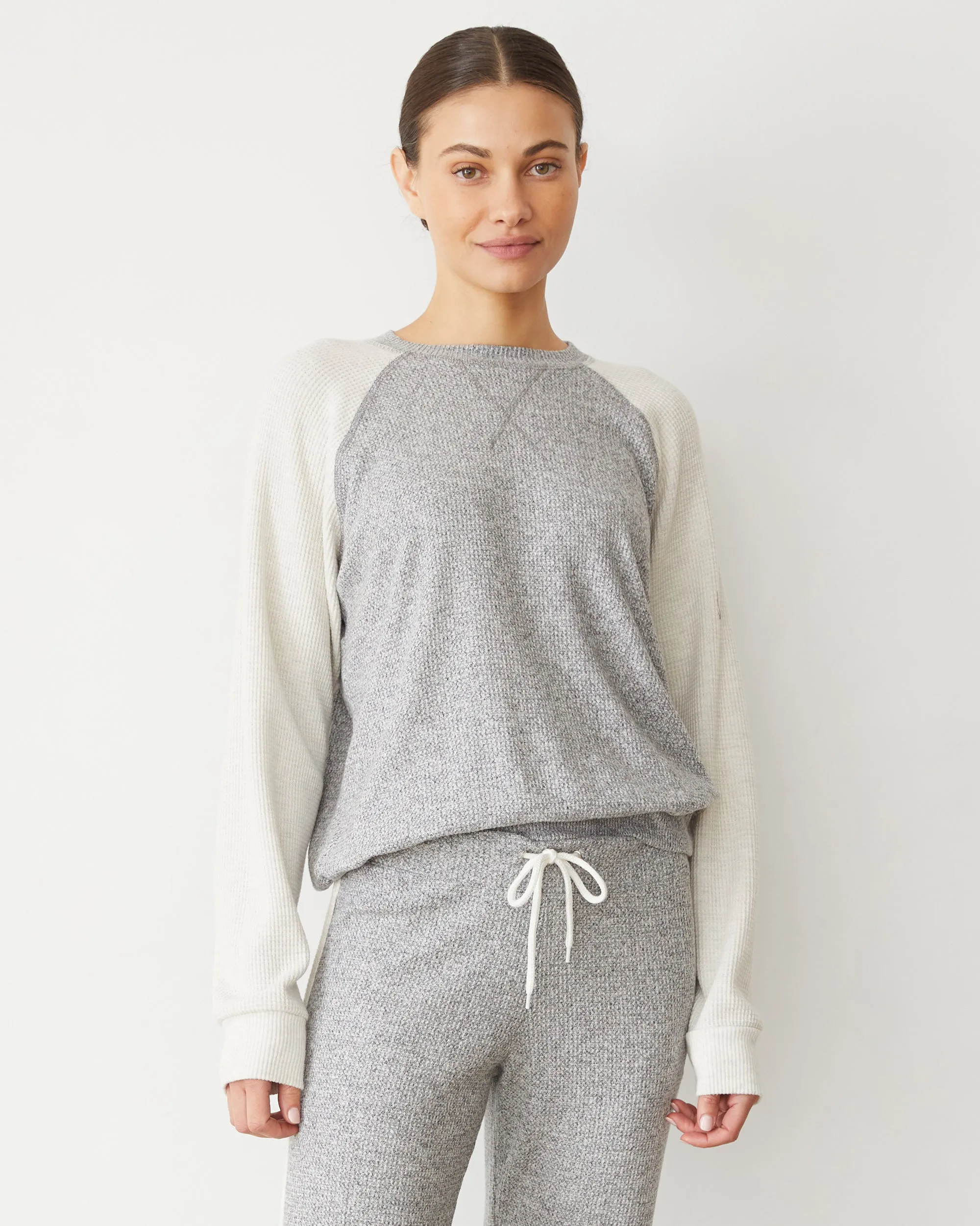 Brushed Thermal Color Block Raglan Subtle Mood Influencer-Approved