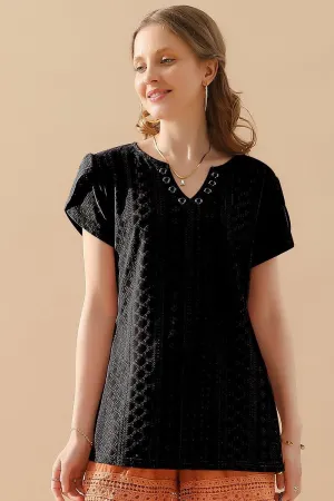 Snag Resistant Surface LowProfileZipperSystem BUCKLED V NECK PUNCHING LACE TULIP SLEEVE TEE
