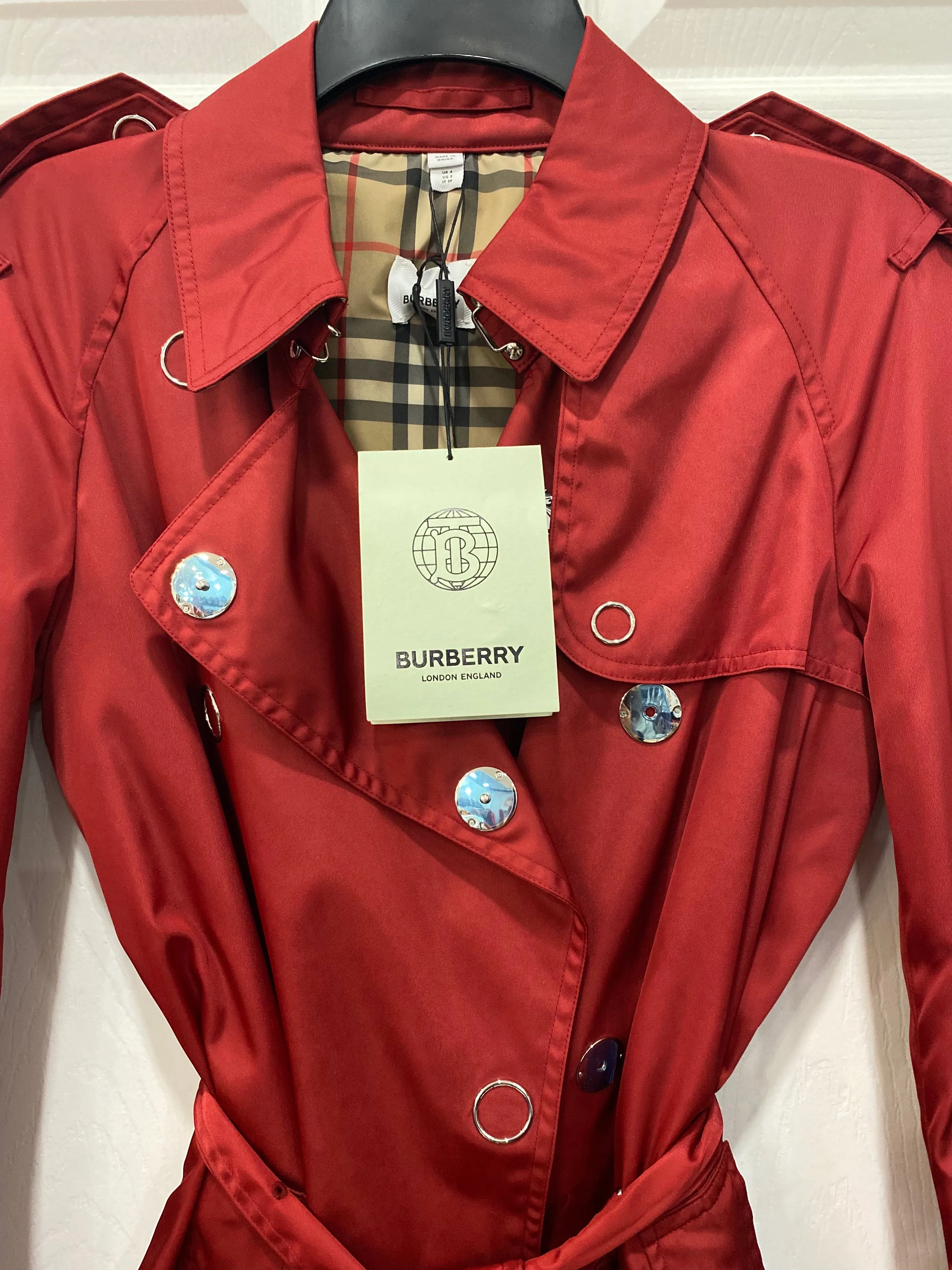 BURBERRY LONG TRENCH COAT