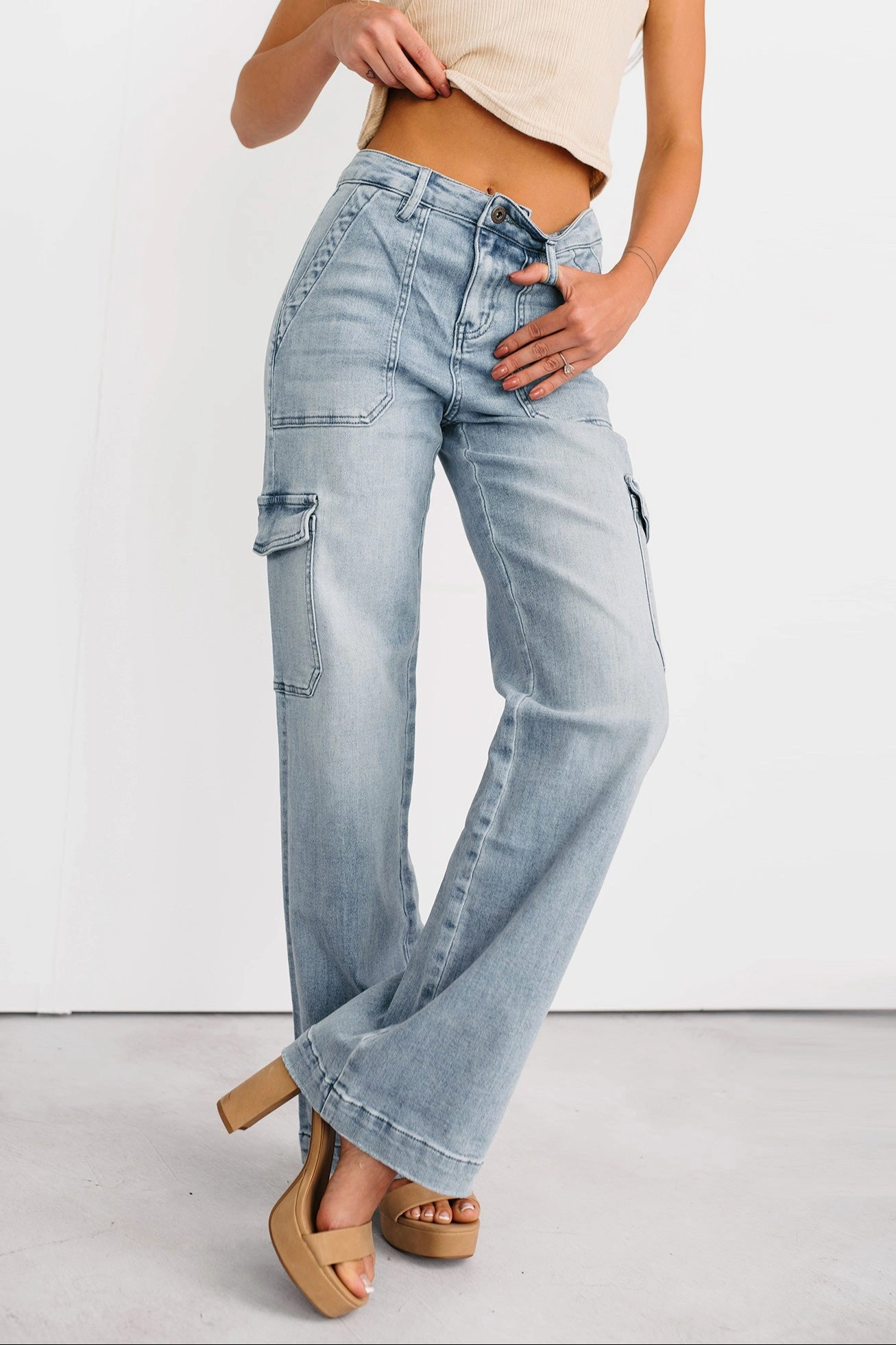 Callum Wide Leg Cargo Mica Denim Jeans (Light) PreWashed Comfy Layer