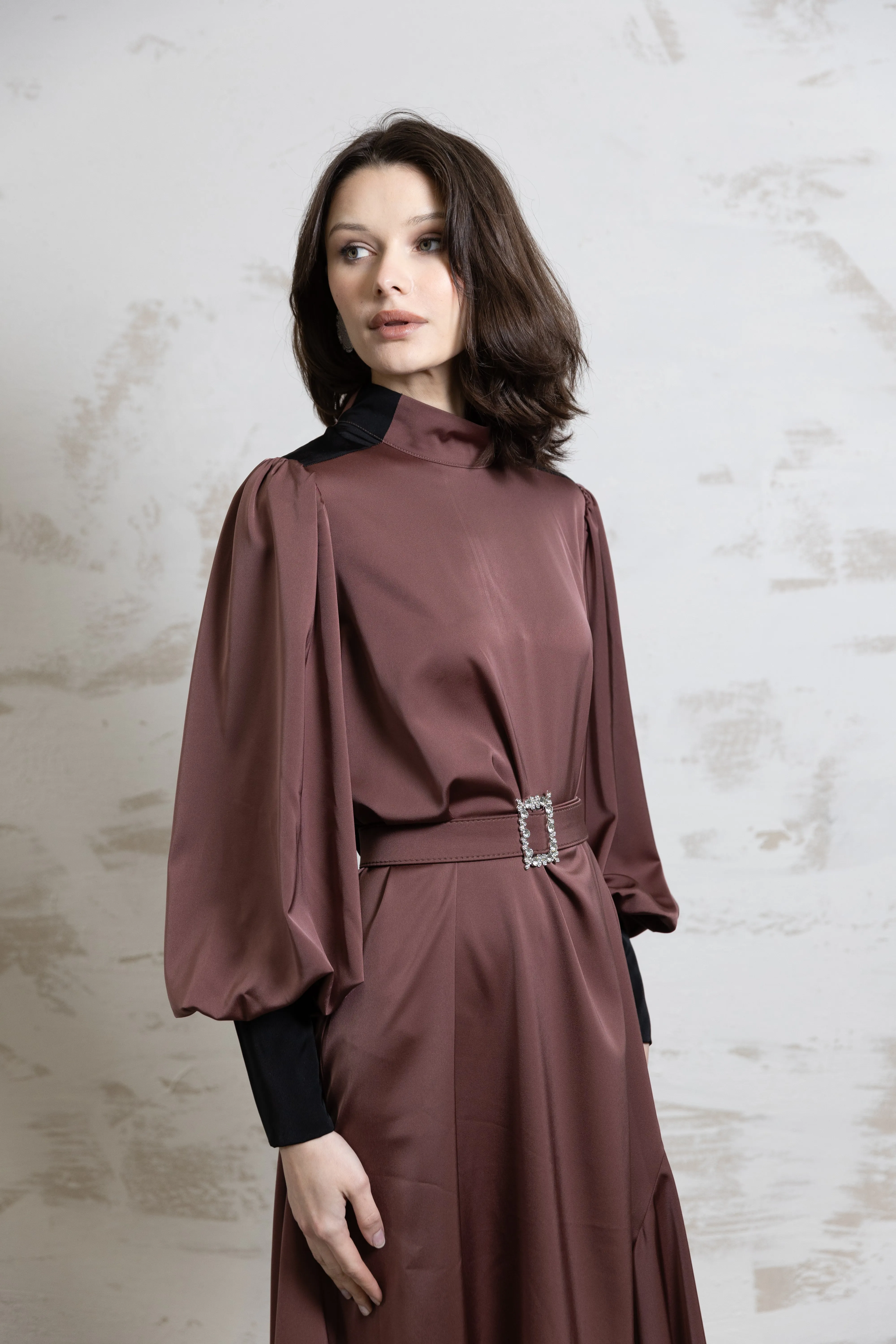 Camilla Cocoa Comfy and Elegant Elegant Layering