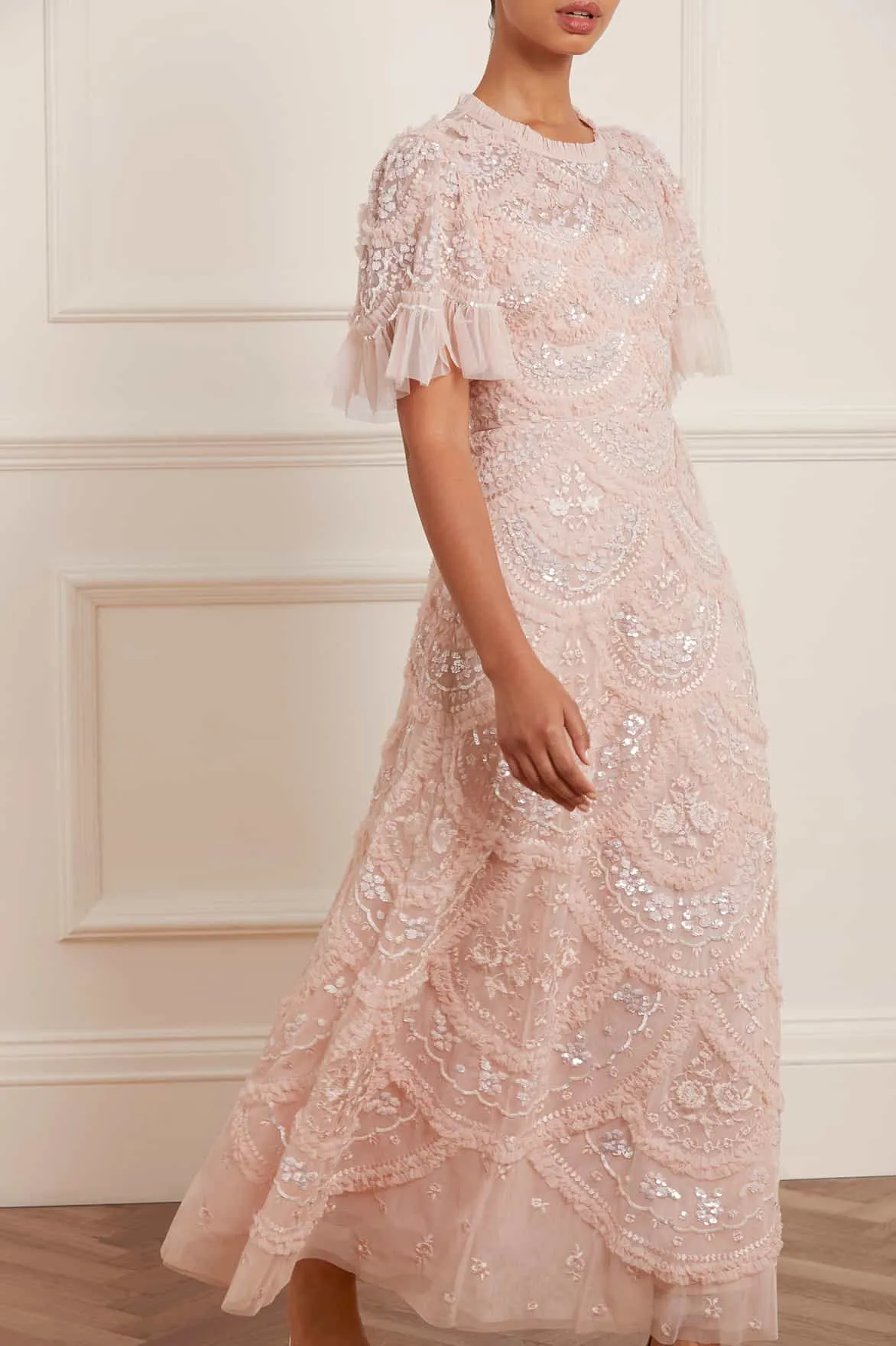Comfy Shape Trend Movement Carmen Ruffle Ankle Gown