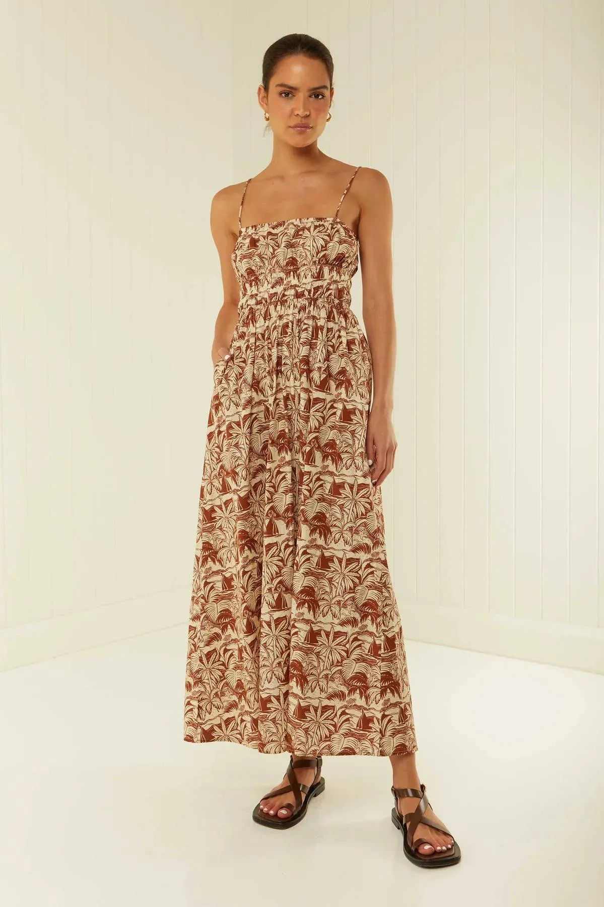 CASUAL CASUAL NECKLINE HALTER DRESS_CWDMD2272 Silk Flow Lightweight-Layer