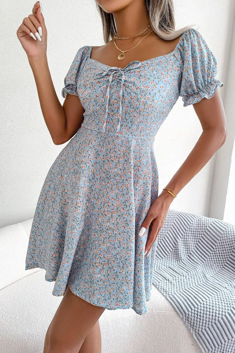 CASUAL TRUMPET SLEEVE DRAWSTRING FLORAL DRESS_CWDSD2555 Perfect Fit Look