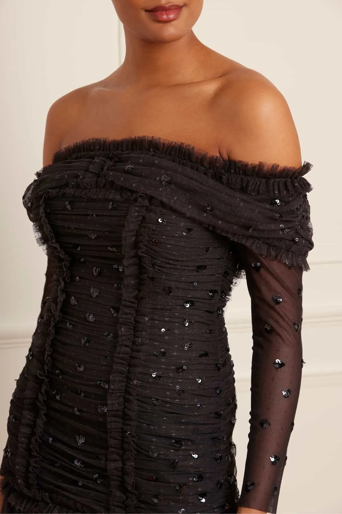 Flattering Design Love Heart Rouched Off-Shoulder Gown