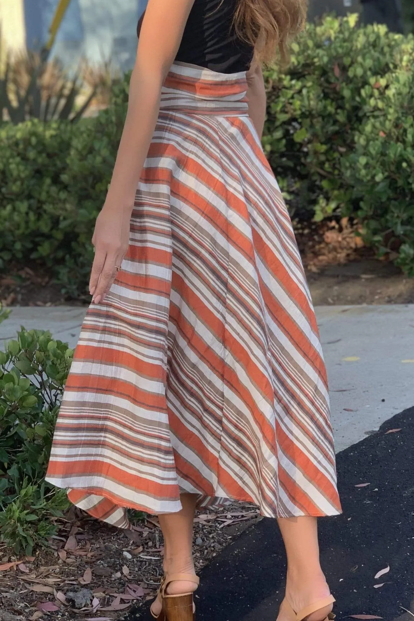 Laser Cut Edges Everyday Line Vanderbilt Skirt - Orange Dreamsicle