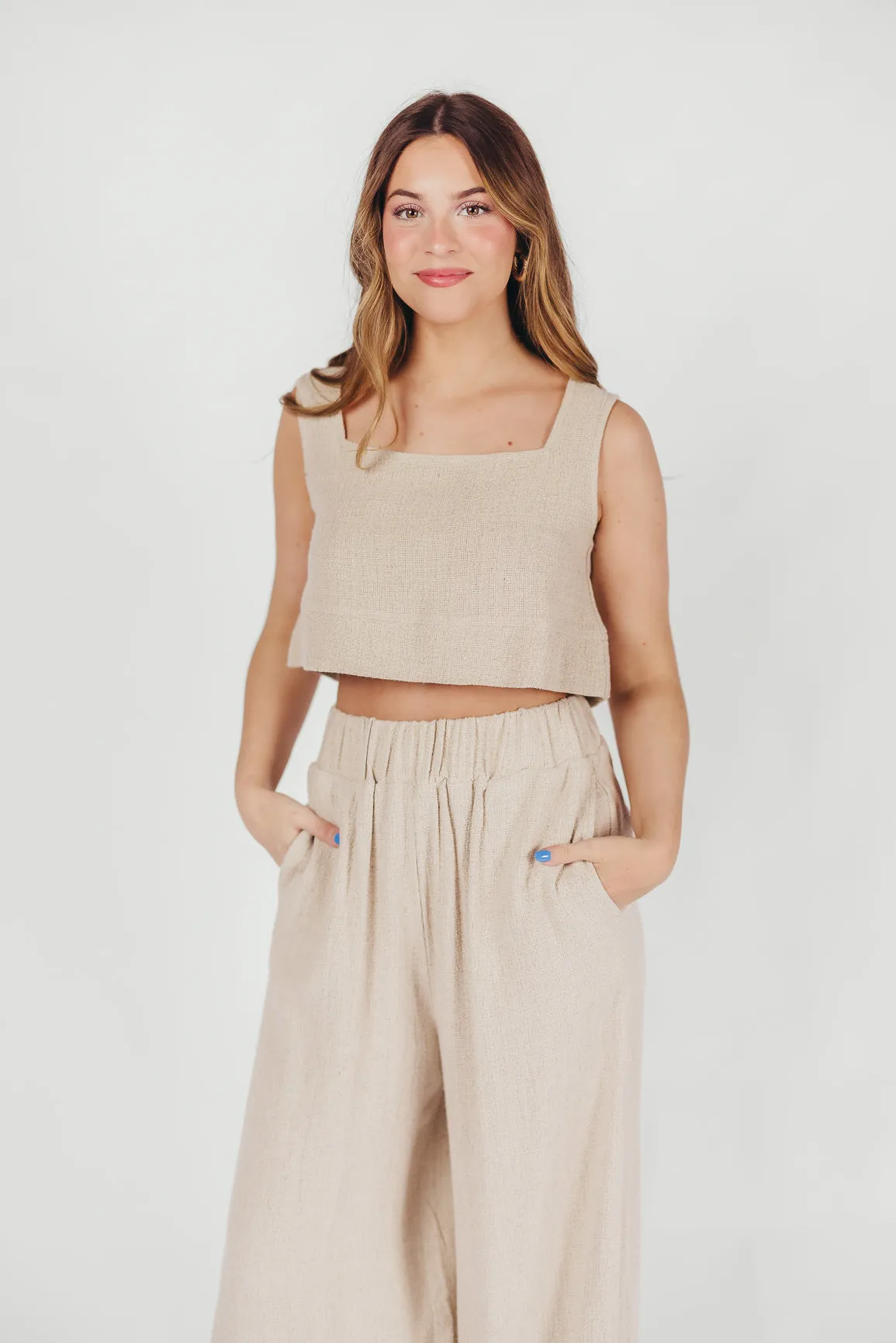 UV Protection Enhanced Christy Linen-Blend Sleeveless Cropped Top in Sand *Final-Sale*