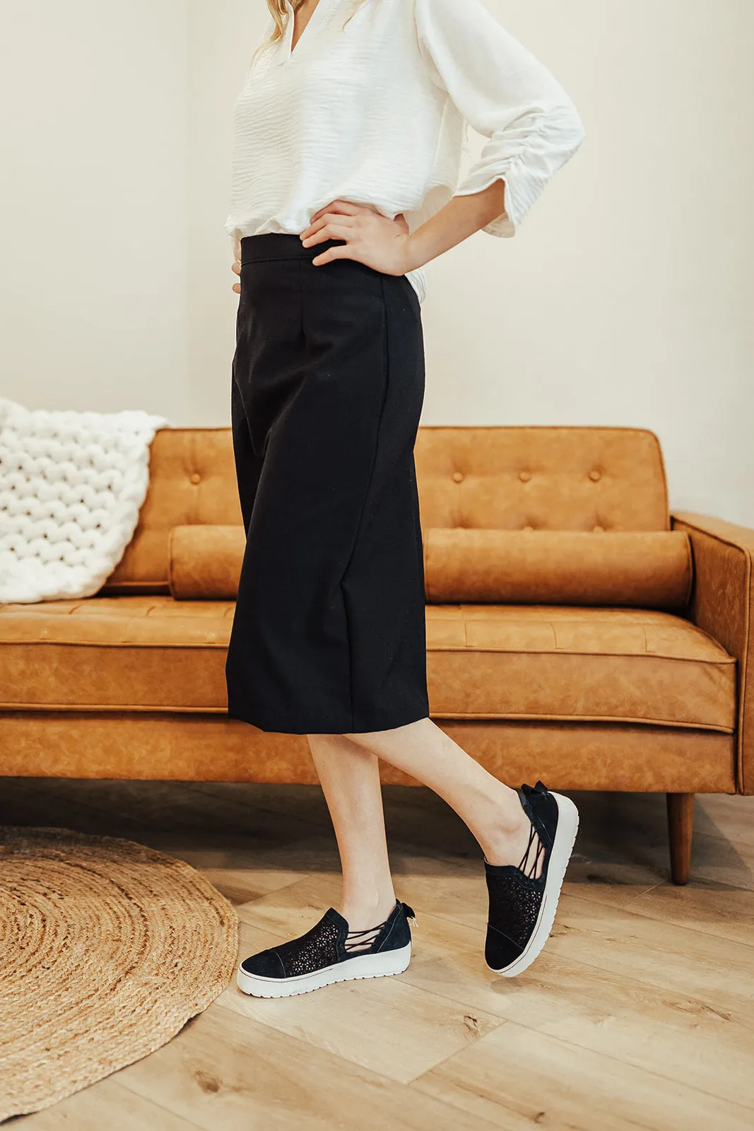 Poly/Wool Allison Skirt Navy Shopping Trip