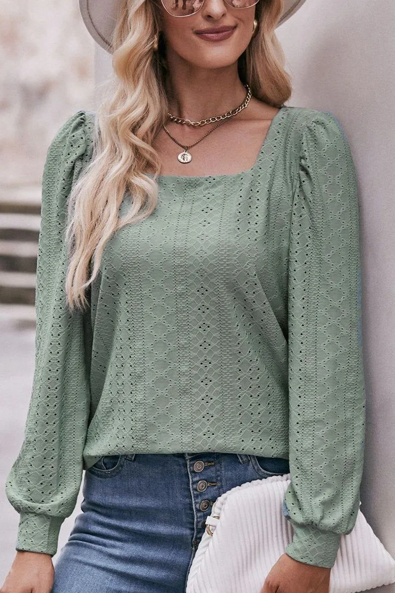 Weighted Hem Design Compact Thermal Insulation WOMEN U NECK EYELET FITTED CUFF TEE