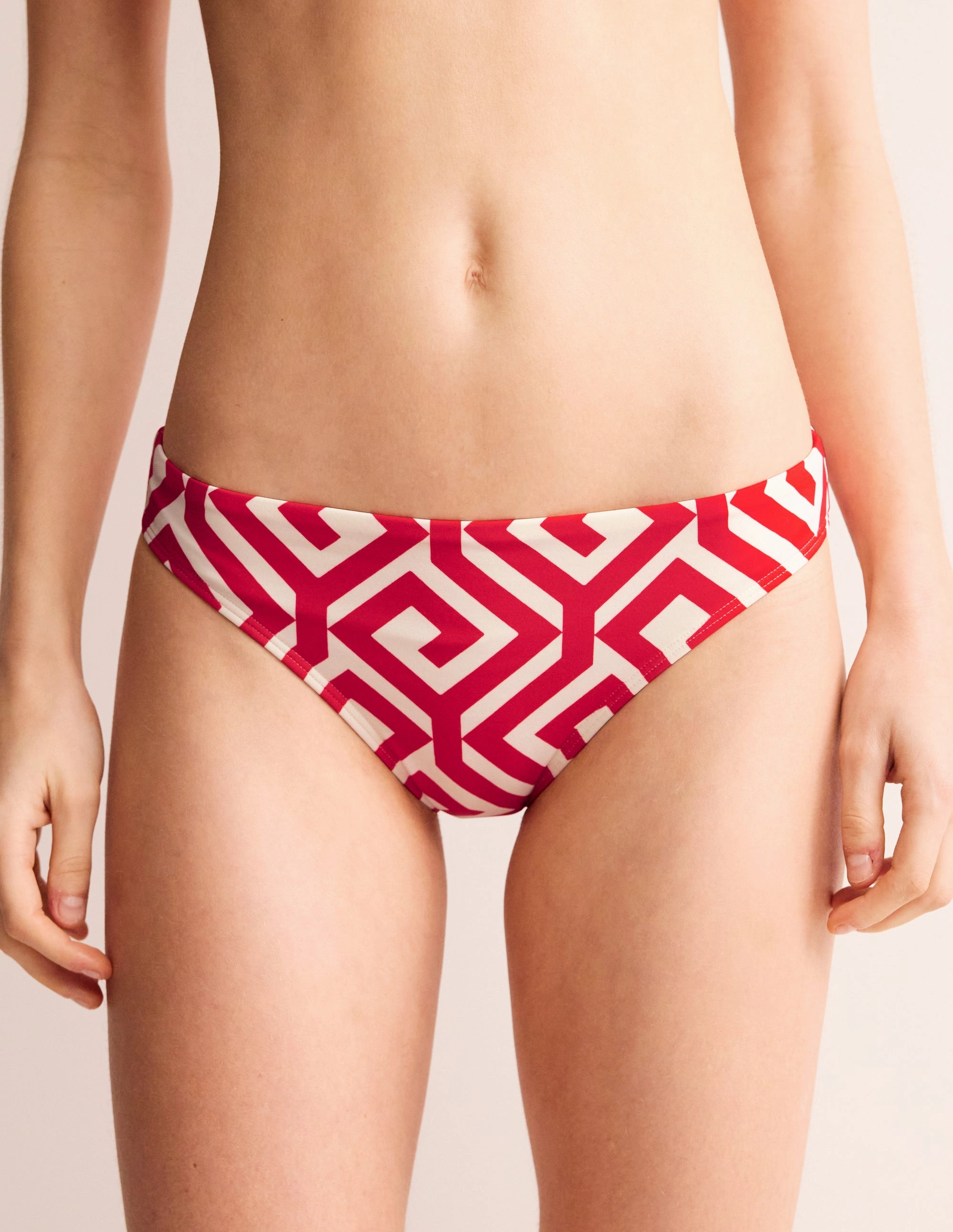 Ombre-Effect Anti Slip Grip Texture Classic Bikini Bottoms-Flame Scarlet, Maze