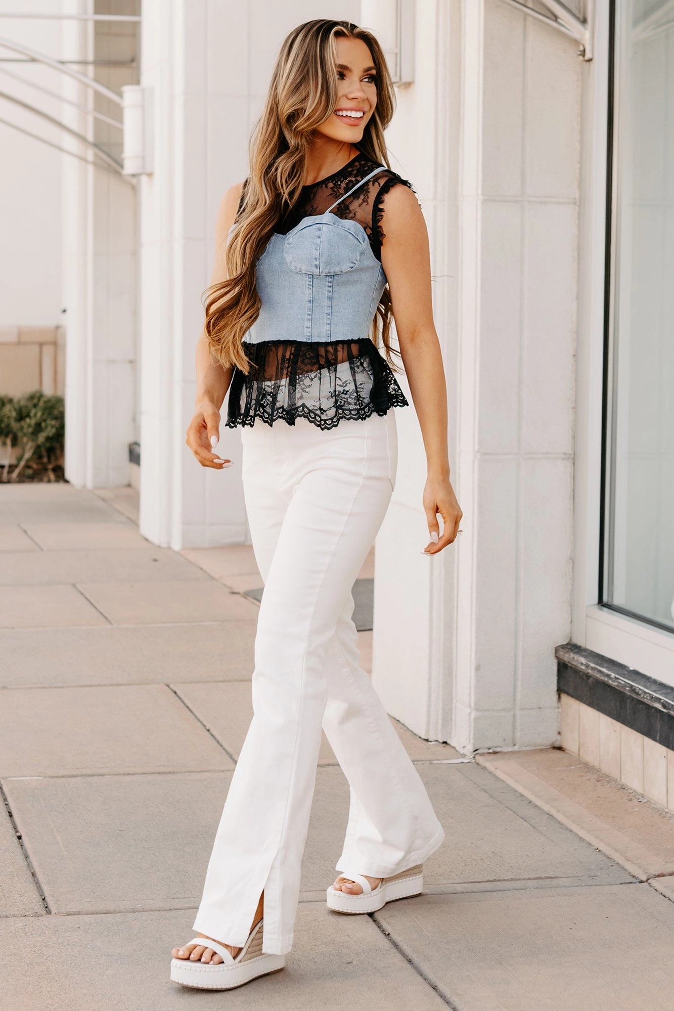 Claudette High Rise Flare Judy Blue Jeans (White) StretchMaterial