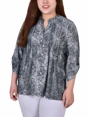 AbrasionResistant Edging Plus Size 3/4 Roll Tab Sleeve Y Neck Top