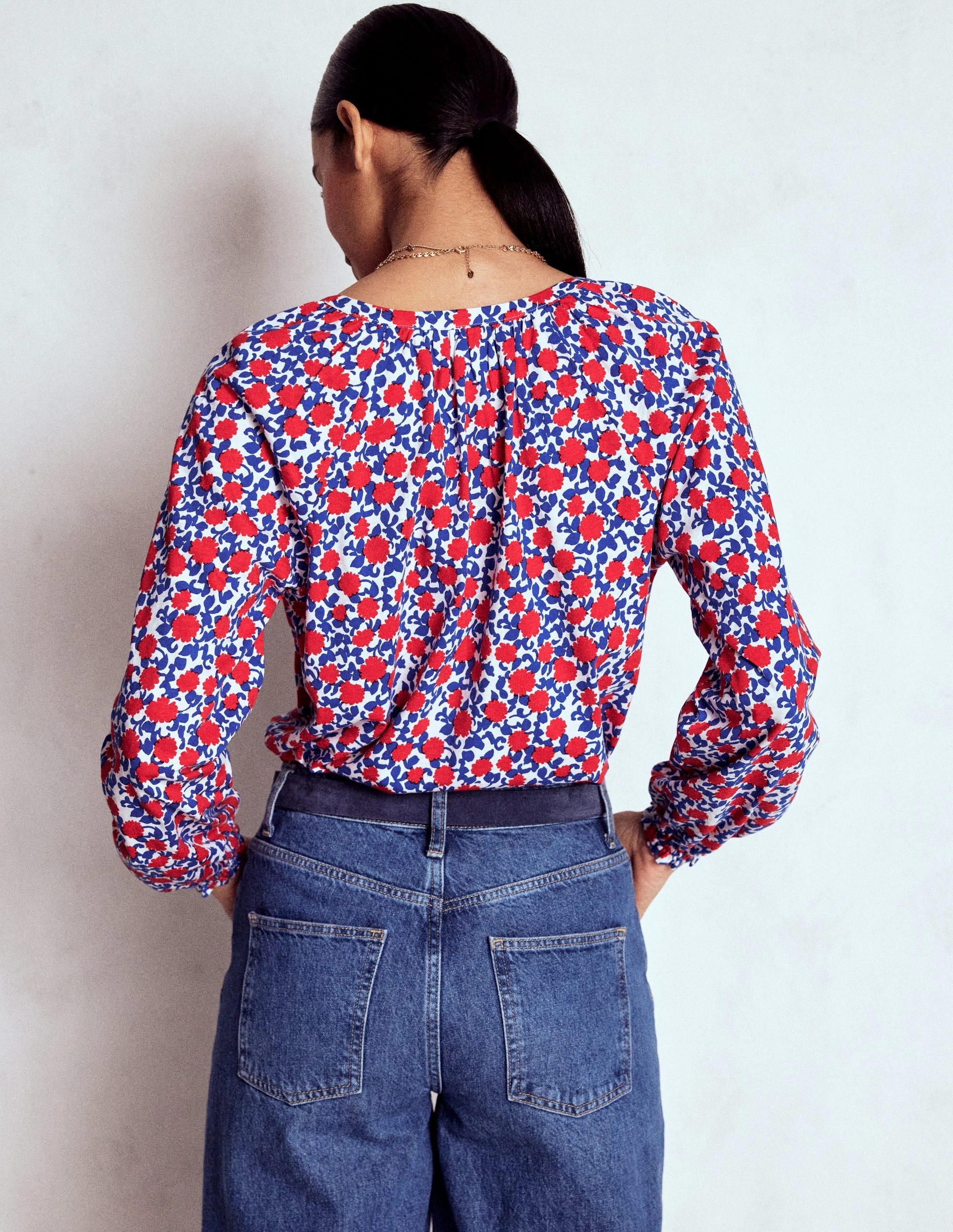 Durable Interlock Stitch Isla Long Sleeve Jersey Shirt-Poppy Red, Floweret Vine