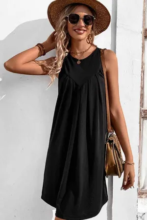 CASUAL SLEEVELESS SHORT DRESS Pearl-Detail Weekend Chic