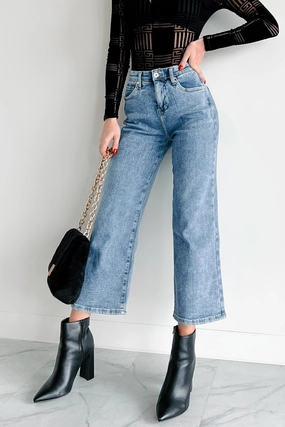 Full Comfort Bennie High Rise Tummy Control Special A Wide Crop Jeans (Light)