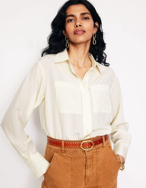 MultiFunctionalPockets Versatile Layering Cut Connie Relaxed Silk Shirt-Ivory