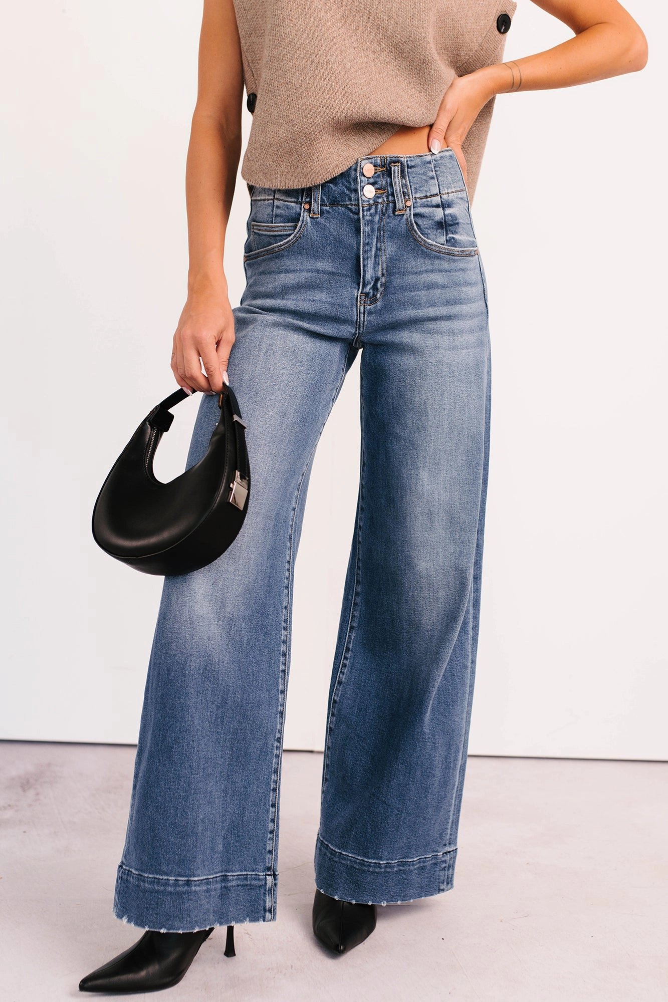 Calla Wide Leg High Rise Risen Jeans (Dark) Overlock Edging
