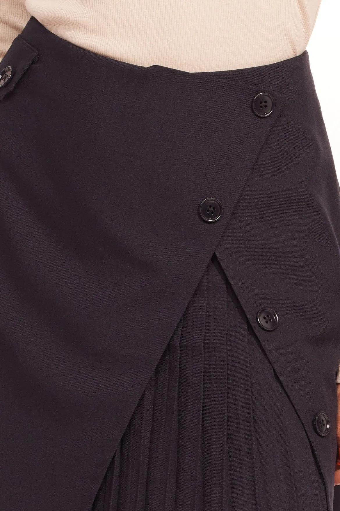 Tailored Pleated Mini Skirt-Black Gentle Comfort Vibrant color