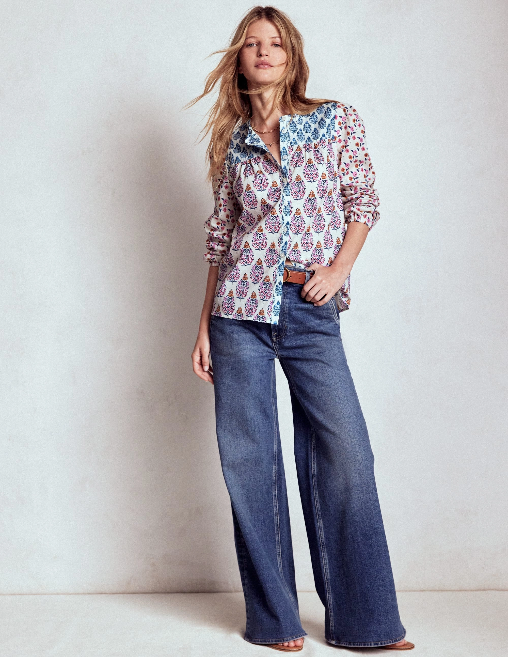 Corrine Cotton Top-Multi, Wildflower Bouquet Microfiber Technology