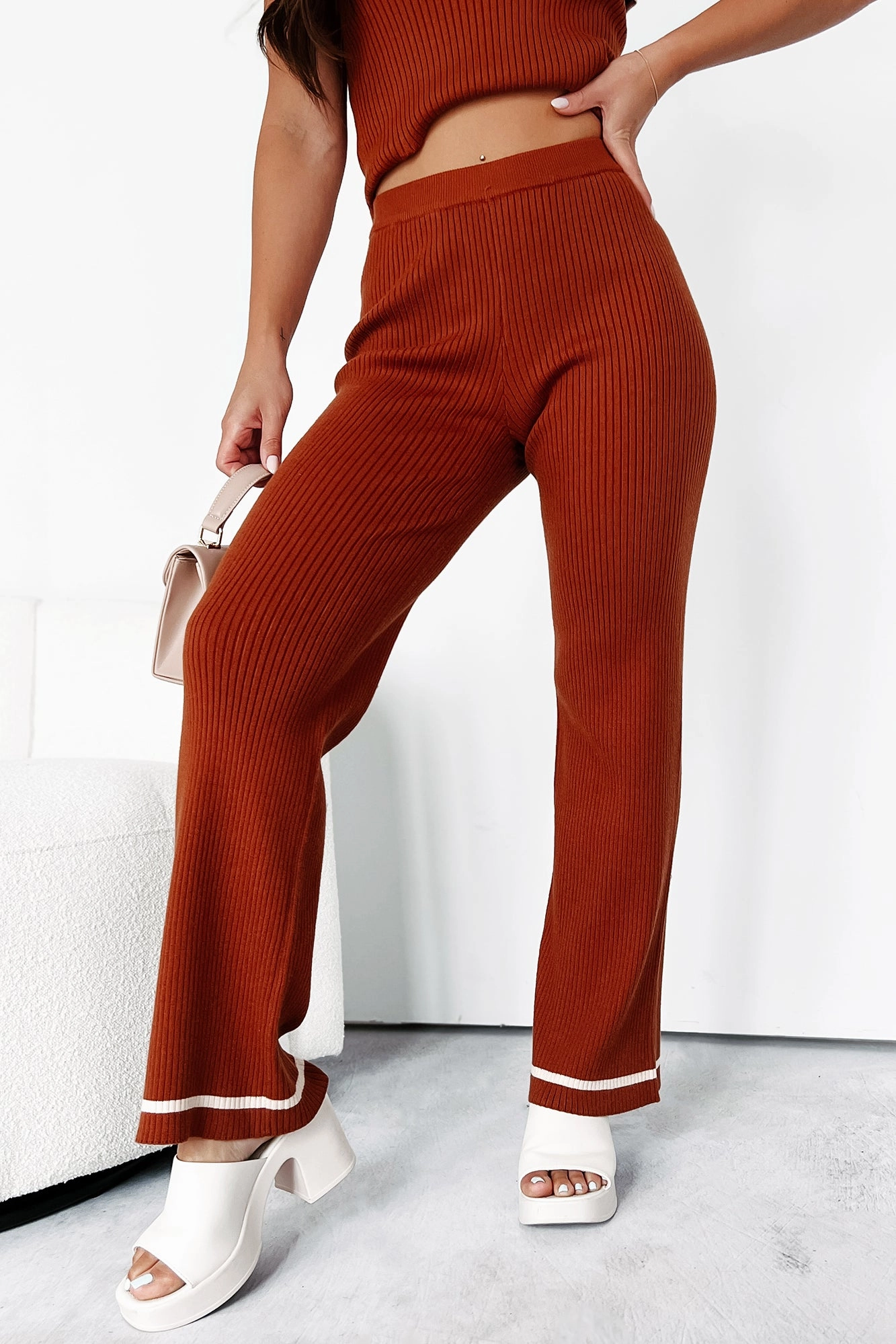 Thermal regulation Stretch waistband Crisp Leaves Ribbed Knit Straight Leg Pant (Rust)