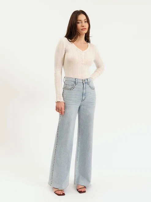 Elastic Fit Non Restrictive Daze Denim Far Out High Rise Wide in Let's Dance