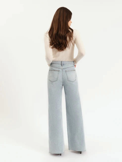 Cozy Lining Daze Denim Far Out High Rise Wide in Let's Dance
