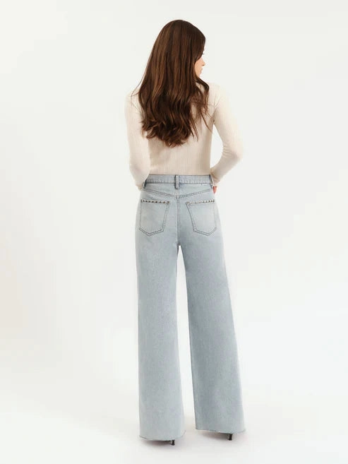 Daze Denim Far Out High Rise Wide in Let's Dance Fit Freedom