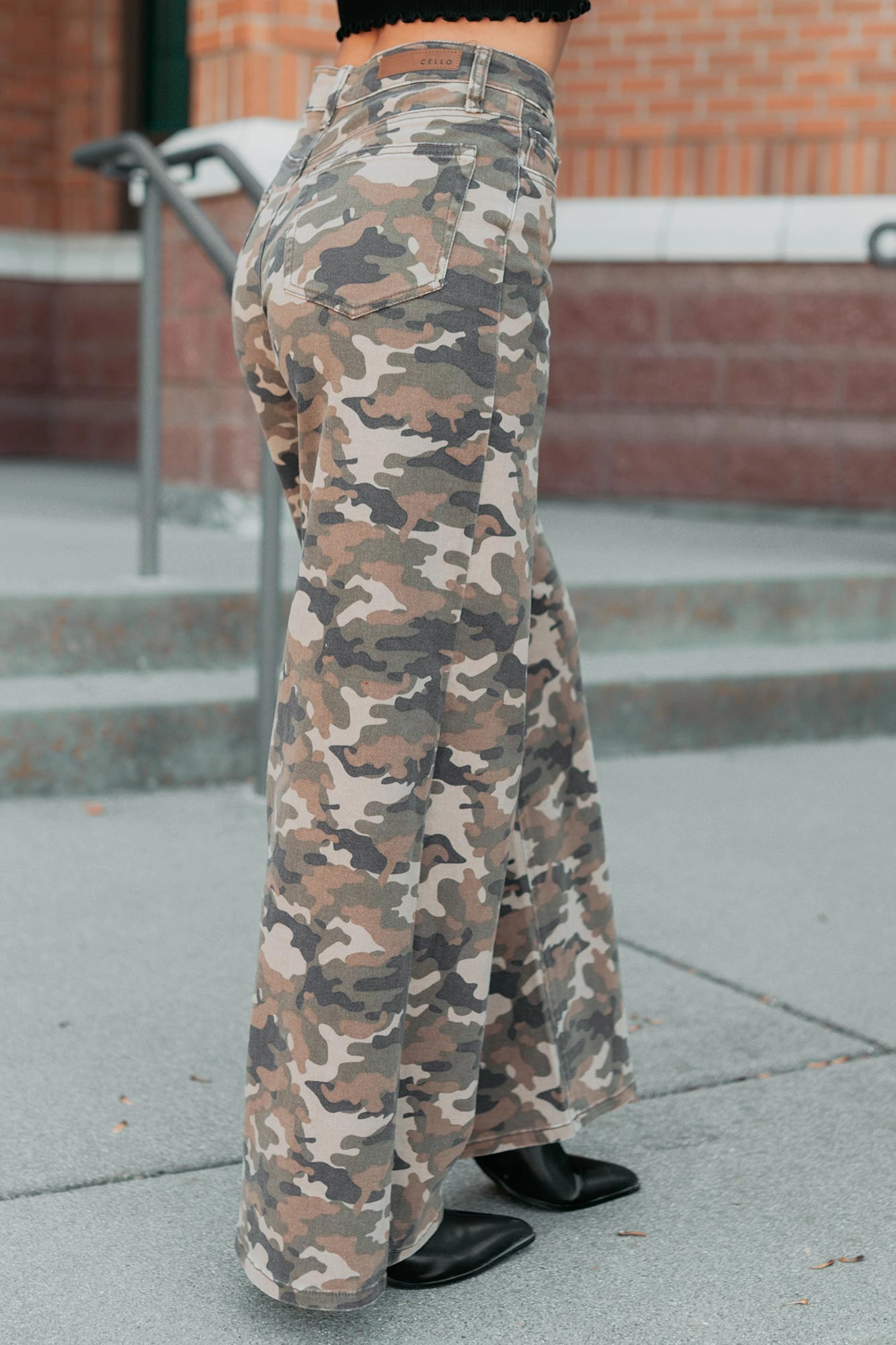 Douglas High Rise Wide Leg Cello Jeans (Camo) BreathableFabricTech Anti Pilling Finish