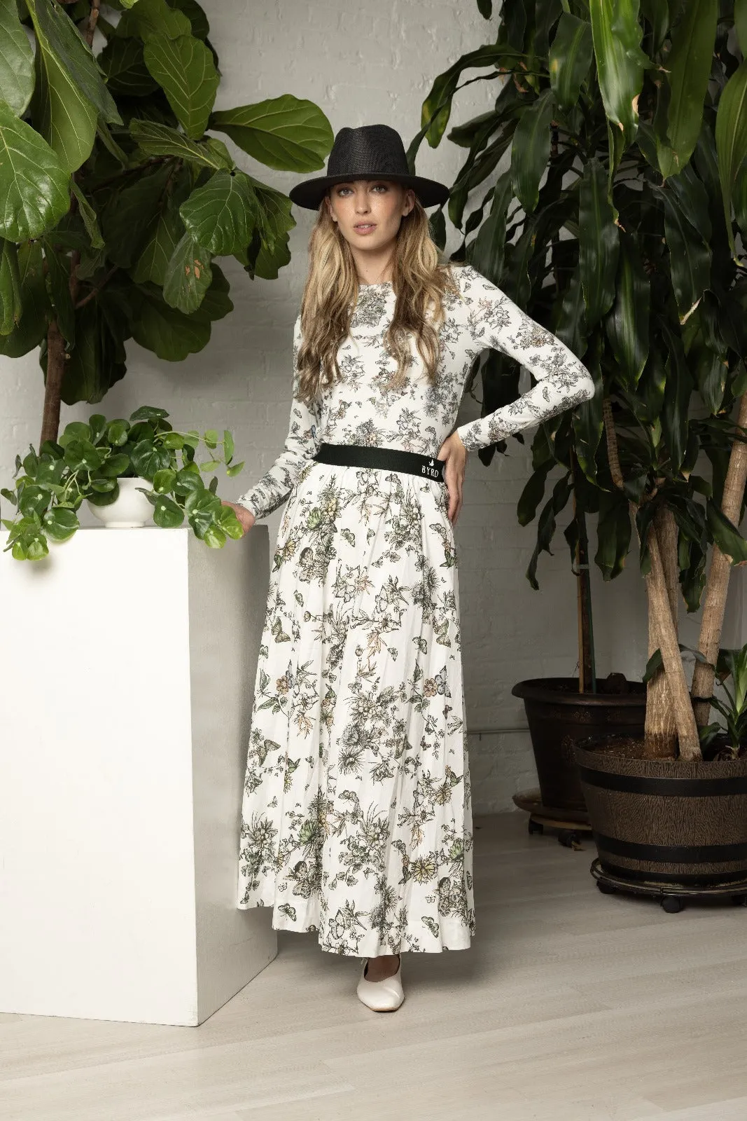 Lyne Skirt Influencer Style Embossed Detail