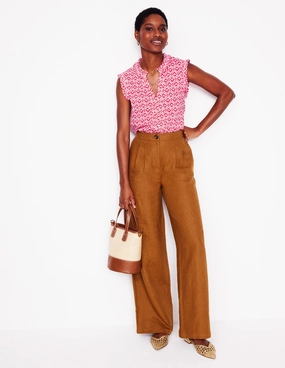 Lola Sleeveless Top-Strawberry Tart, Ivy Trellis NoSlip Grip