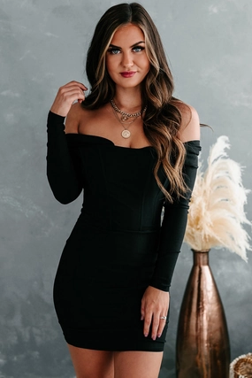 Rissa Off-The-Shoulder Bodycon Dress (Black) LaserCutVents Classic Crewneck Design
