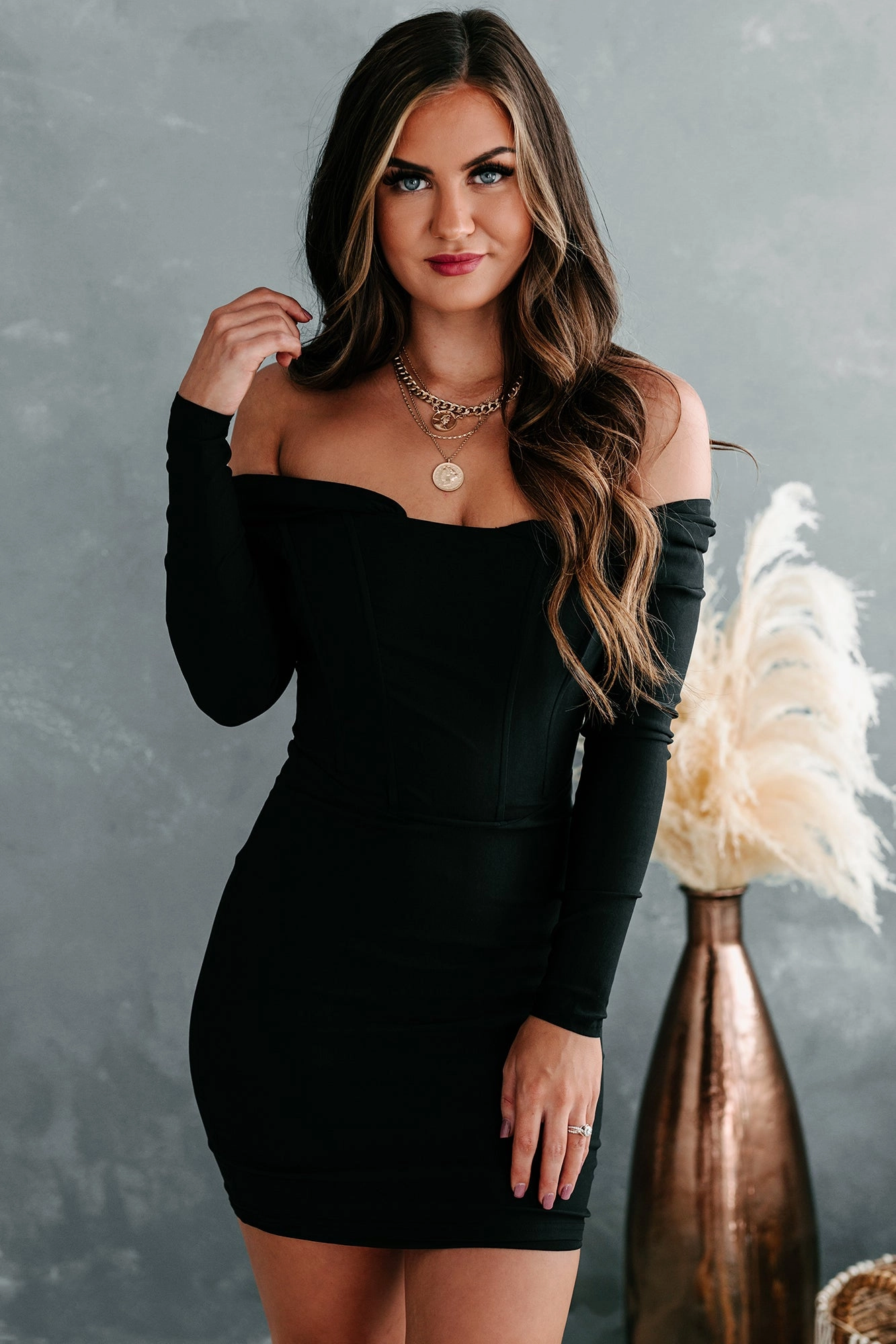 Denim Shirt NeutralPalette Rissa Off-The-Shoulder Bodycon Dress (Black)